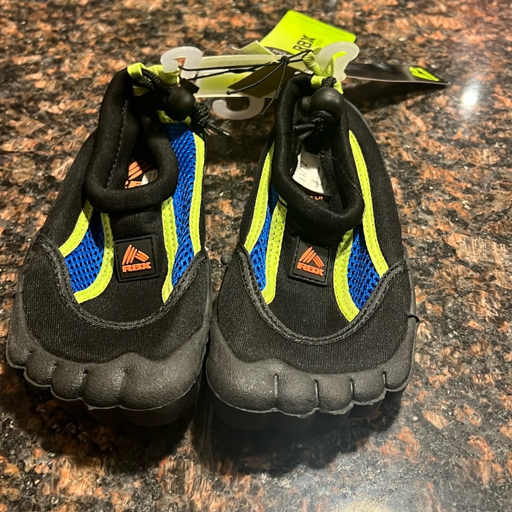 Boys swim shoes